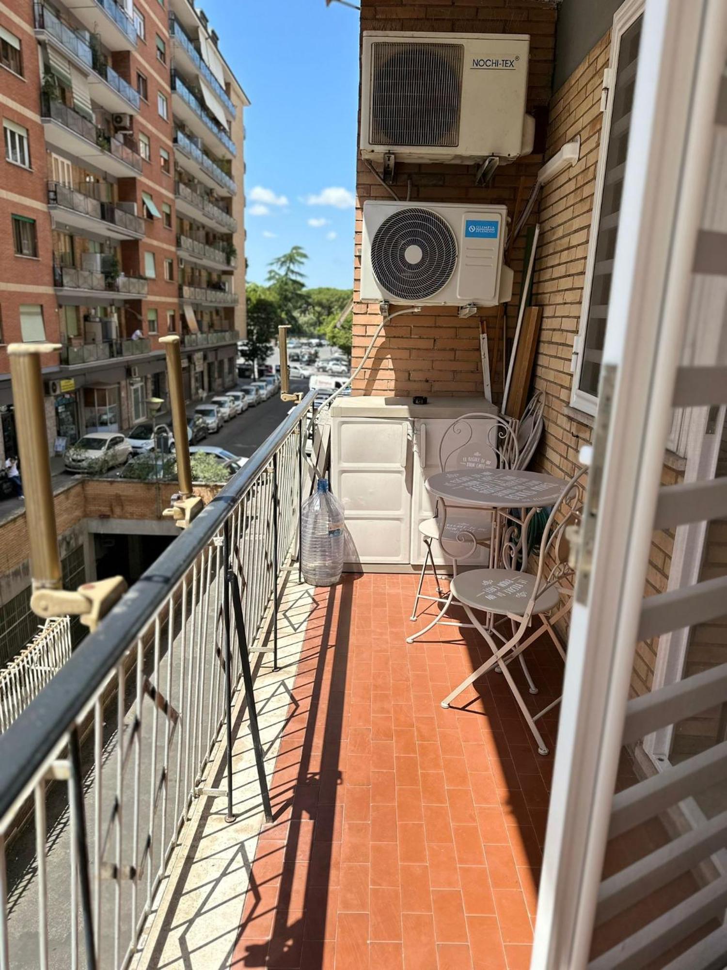 Le Quattro Lune, Centro Bed and breakfast